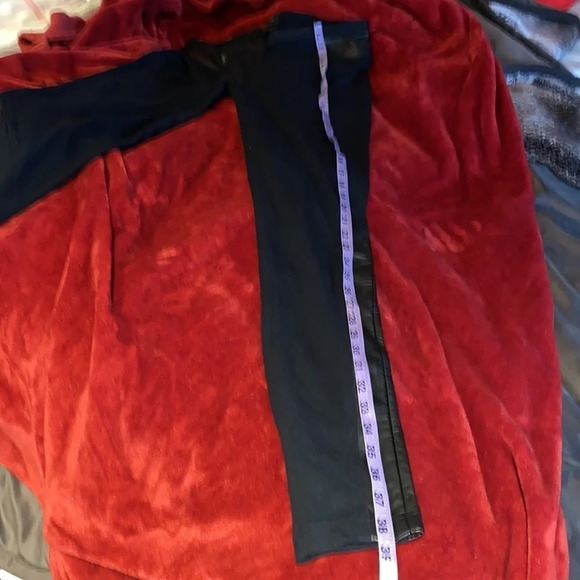 Danier Leather  black moto Pants Sz 10 - Picture 8 of 10